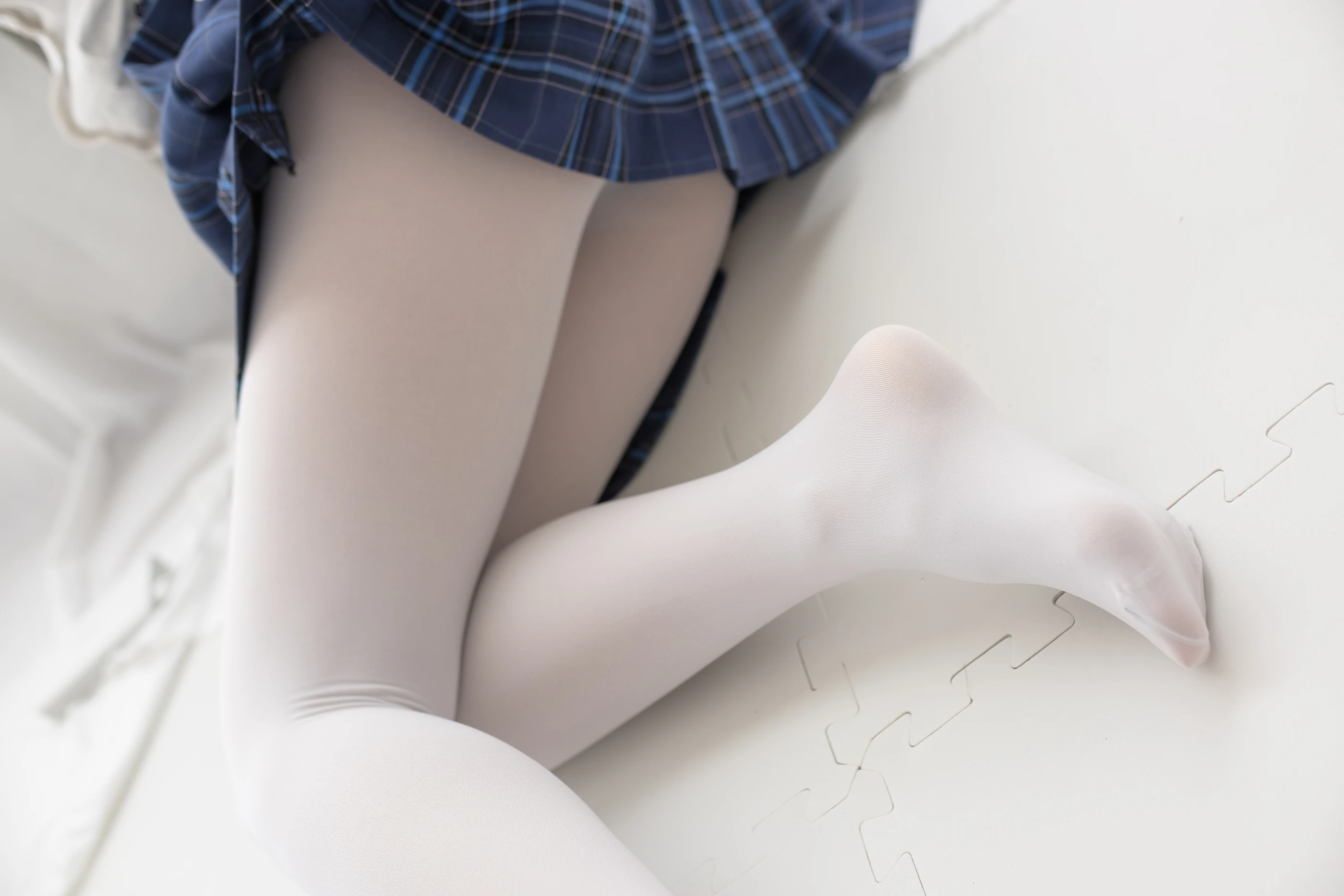 森萝财团 R15-047 [114P]插图3